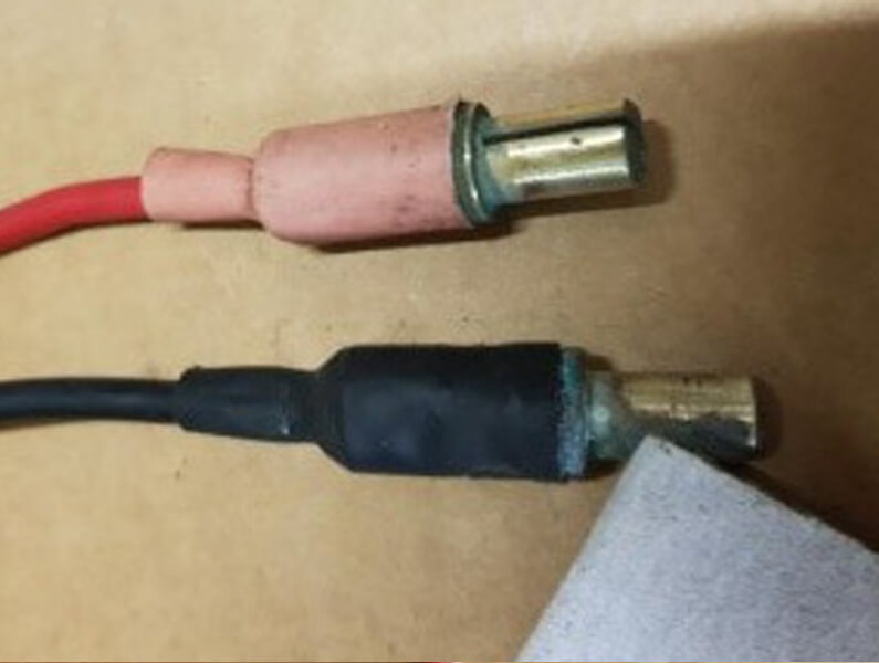 Clean salt cell electrical terminals